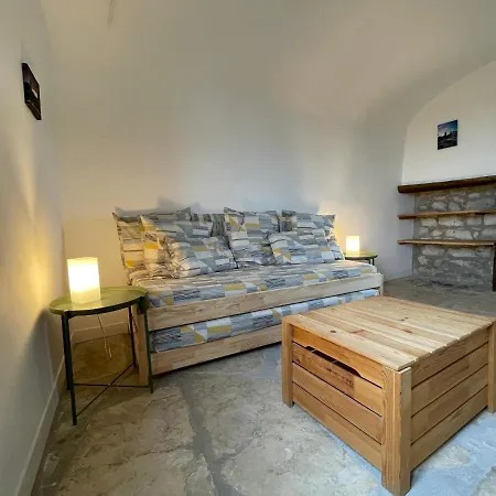 Holiday home Mas Des Trois Citernes