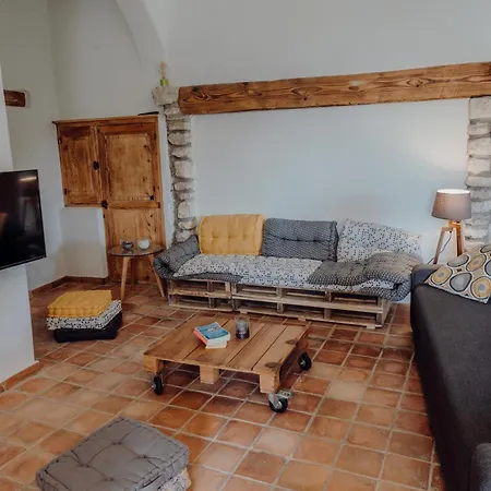 Mas Des Trois Citernes Saint-Jean-de-Maruejols-et-Avejan